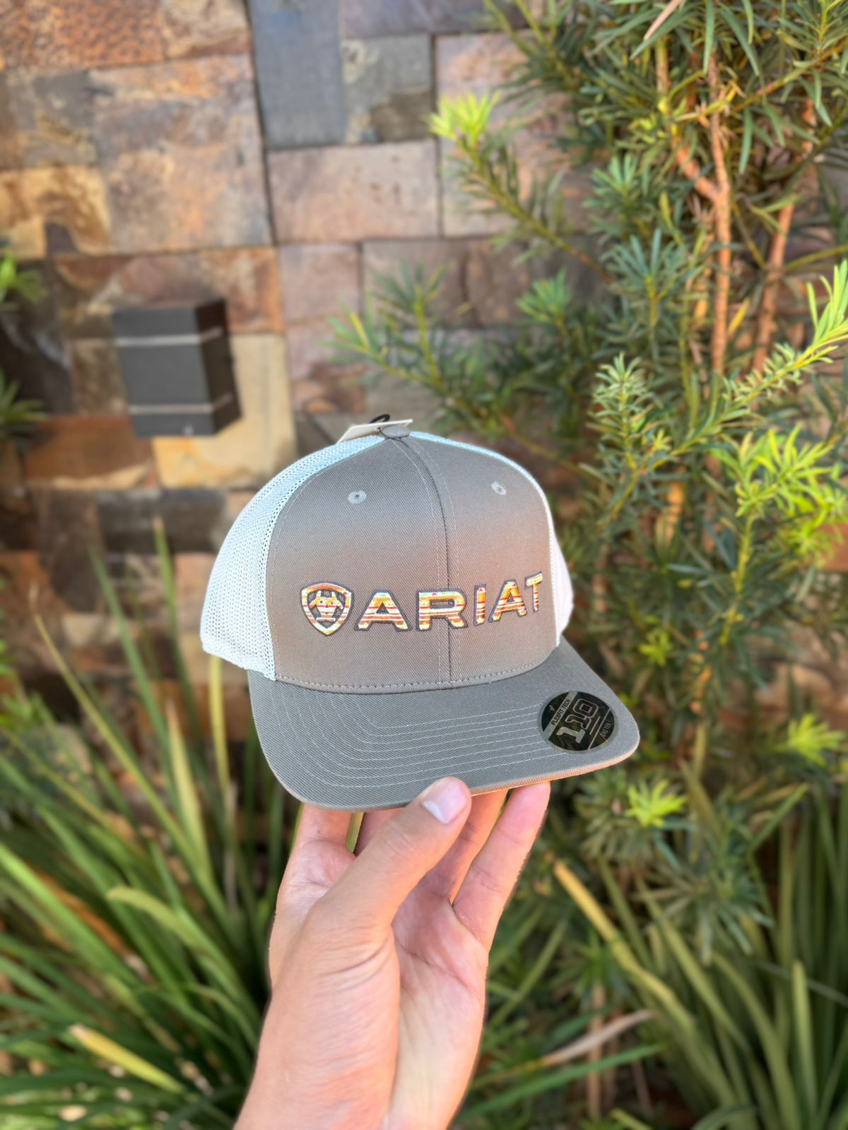 Boné Ariat Importado