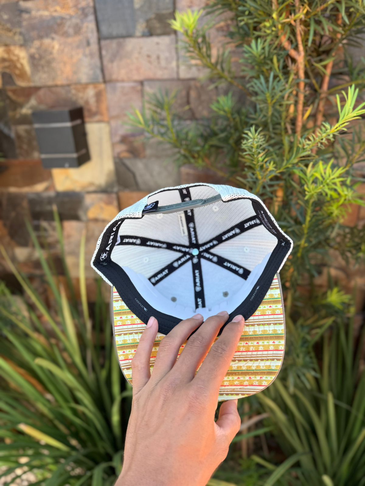 Boné Ariat Importado